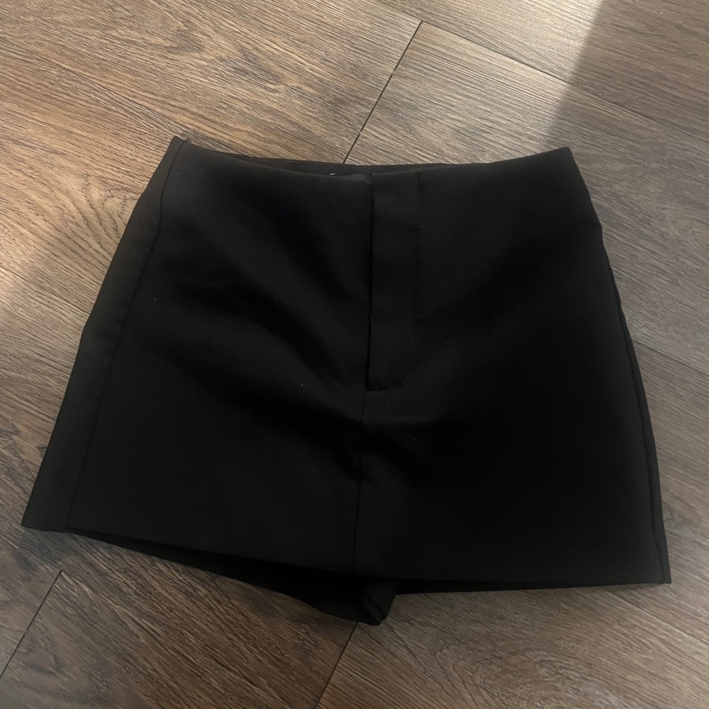 Zara Mini Skort